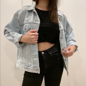 Levi’s trucker jacket